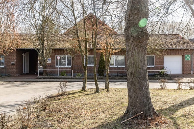 03.03.2026, Klinikum Wahrendorff, Haus in Rethen, Eduard-Mörike-Straße. Foto: Helge Krückeberg